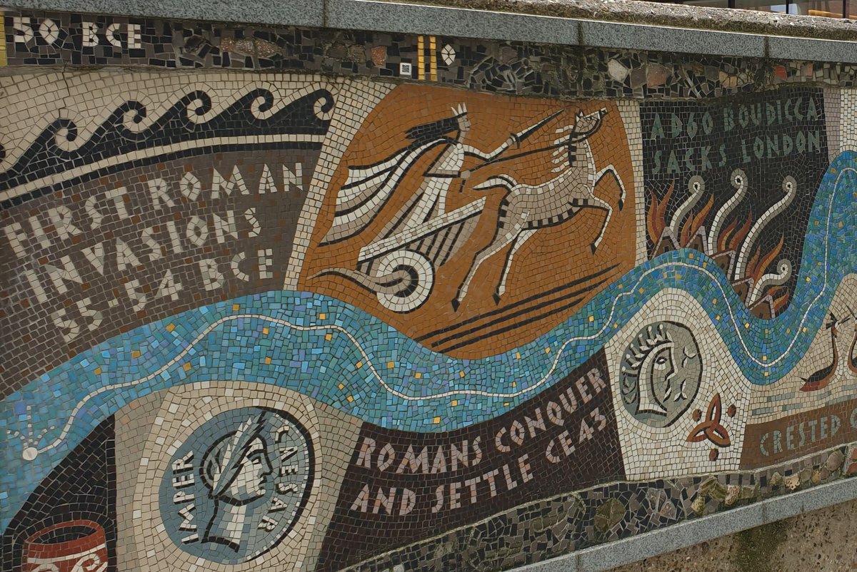 Two women, Boudicca and Queen Matilda, whose actions influenced the development of London are portrayed in the Queenhithe Mosaic on the Thames Path National Trail. #MosaicMonday #LoveLondonWalkLondon <a href="/colguides/">CoL Guides 🇺🇦</a> <a href="/RiverThames/">River Thames Society</a> 
londonguidedwalks.co.uk/queenhithe-que…