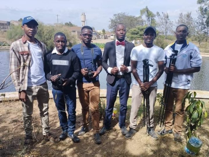 Erick_Arege's tweet photo. Can you spot Samwel Bwire in this picture 🤔
That's the Man every single comrade should lobby for in the upcoming race 4 MFC Delegate position. @MMaraUniversity Stake on this son of mulembe

Charles Ouda|Dr Babu Owino|Tuskys|Mudavadi|Makutano Junction|Ruto Must Go
#NiKujaribuTu https://t.co/RrdMsO76cc