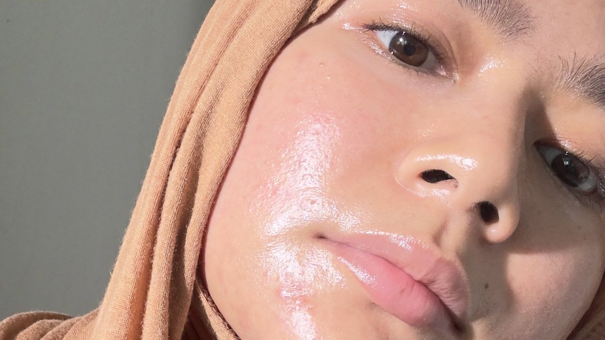 ainshares's tweet photo. Past few days skin i act out. Penat cari punca, rupanya sbb sleeping time i dh jd haywire. 

I tk cukup tidur;

👉🏻tidur lmbt bangun awal
👉🏻tidur awal tp tk lena sgt, bdn pun letih
👉🏻stress sbb letih tp tidur tk berkualiti

Ini cara i overcome sleep deprivation— https://t.co/6eWxnnjKxn