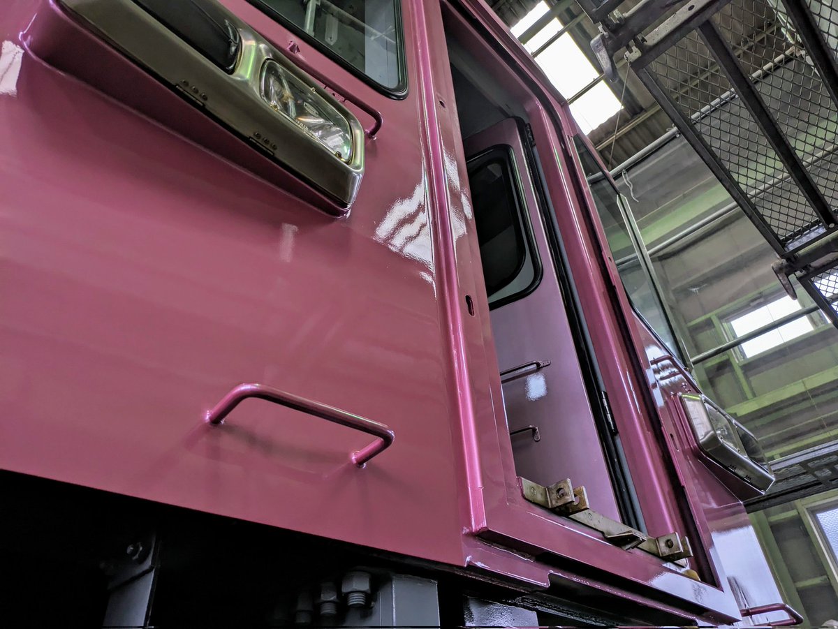 amagi_railway's tweet photo. 鏡のように美しい塗装です…🩷
#今日の甘鉄
#AR306 https://t.co/WsPoD2gQ8f