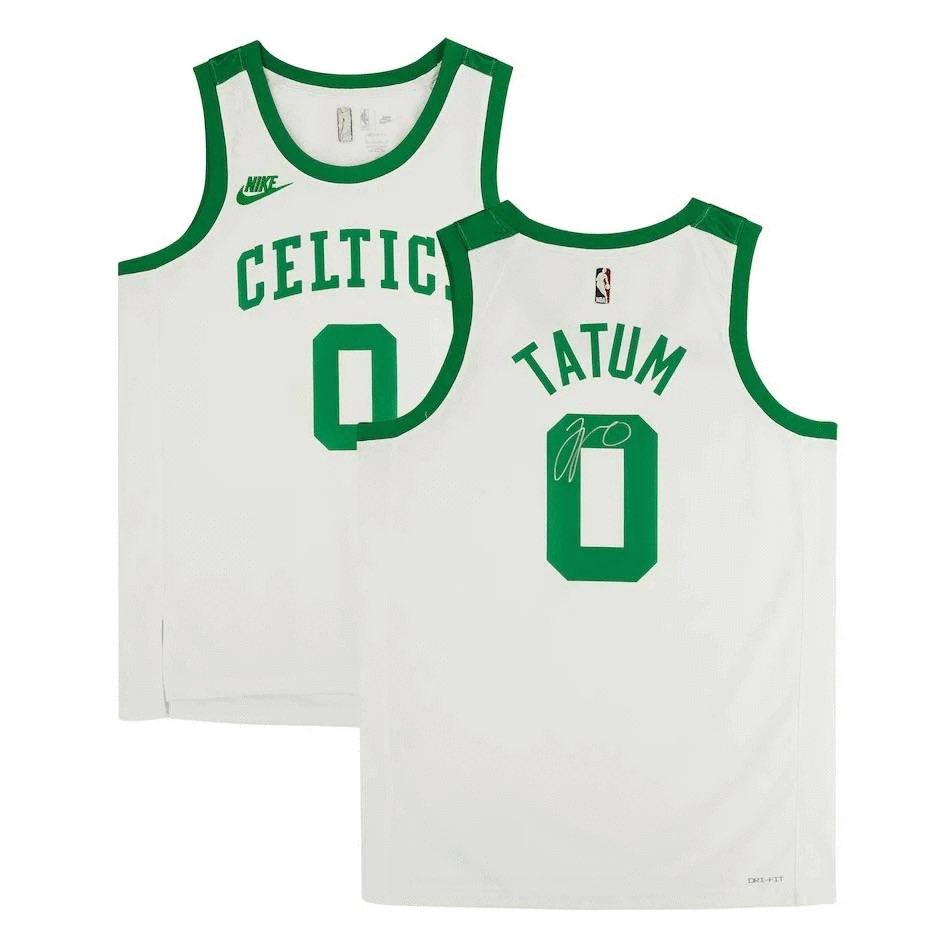 melbvsapparel's tweet photo. WE HAVE SOME EXCITING NEWS TO ANNOUNCE 🎉🎉

Vintage Sports Apparel has expanded and will now also be offering premium and authentic Sports Memorabilia. Whether it is your favorite sporting event, team or athlete. We will continue to bring all the classics to you. https://t.co/JVwpUABFFw
