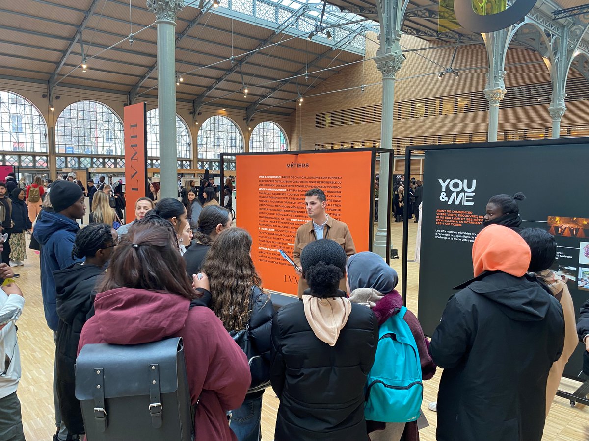 Le 31 janvier, ATLAND a accompagné 20 étudiants de l'association <a href="/Culturepriori/">Culture Prioritaire</a> à la 2ème édition de You&amp;Me, salon d’#orientation et de #recrutement des métiers d’Excellence <a href="/LVMH/">LVMH</a>  parrainé par #TonyParker, pour leur faire découvrir les savoir-faire du #luxe à la française.