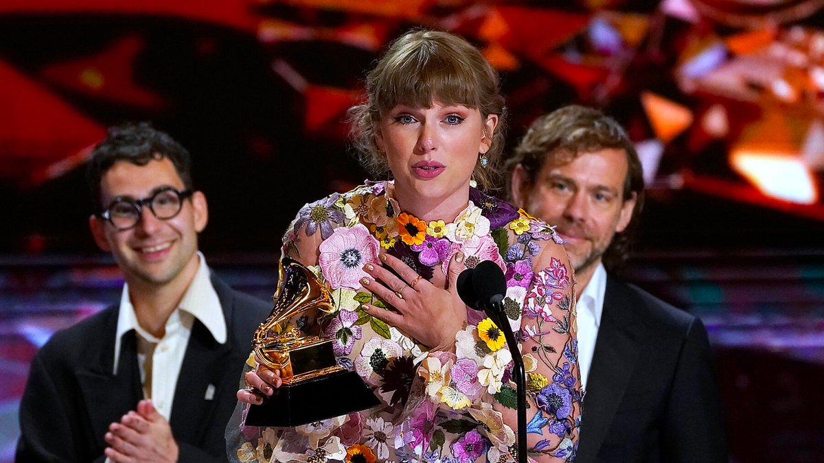SpotifySwiftie's tweet photo. Taylor Swift has now taken home the coveted GRAMMYs Album of the Year FOUR times:

• Fearless (2010)
• 1989 (2016)
• folklore (2021)
• Midnights (2024)

—She is the FIRST ARTIST EVER to do so! https://t.co/uQ9ECMge8A