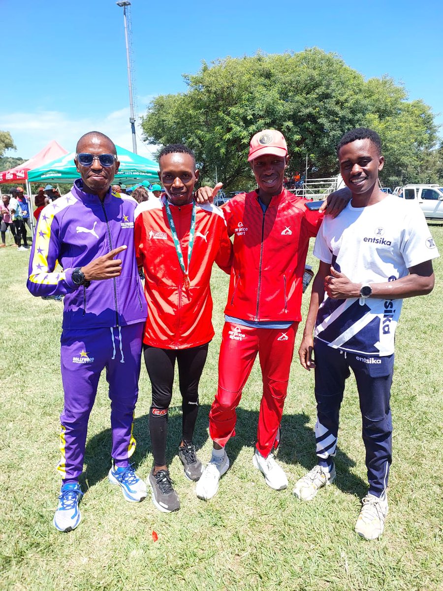 gladwin5000m's tweet photo. We might be competing, hitting each other with fartleks but after all we still laugh together, for me that's good Sportsmanship. Thank you Champs for being good ambassadors. @boxerathleticsclub #teamofchampions @32Gi #Fuelledby32gi #ultramarathonathlete 
📸:@buhle_the_runner https://t.co/ZzkG2I1eOH