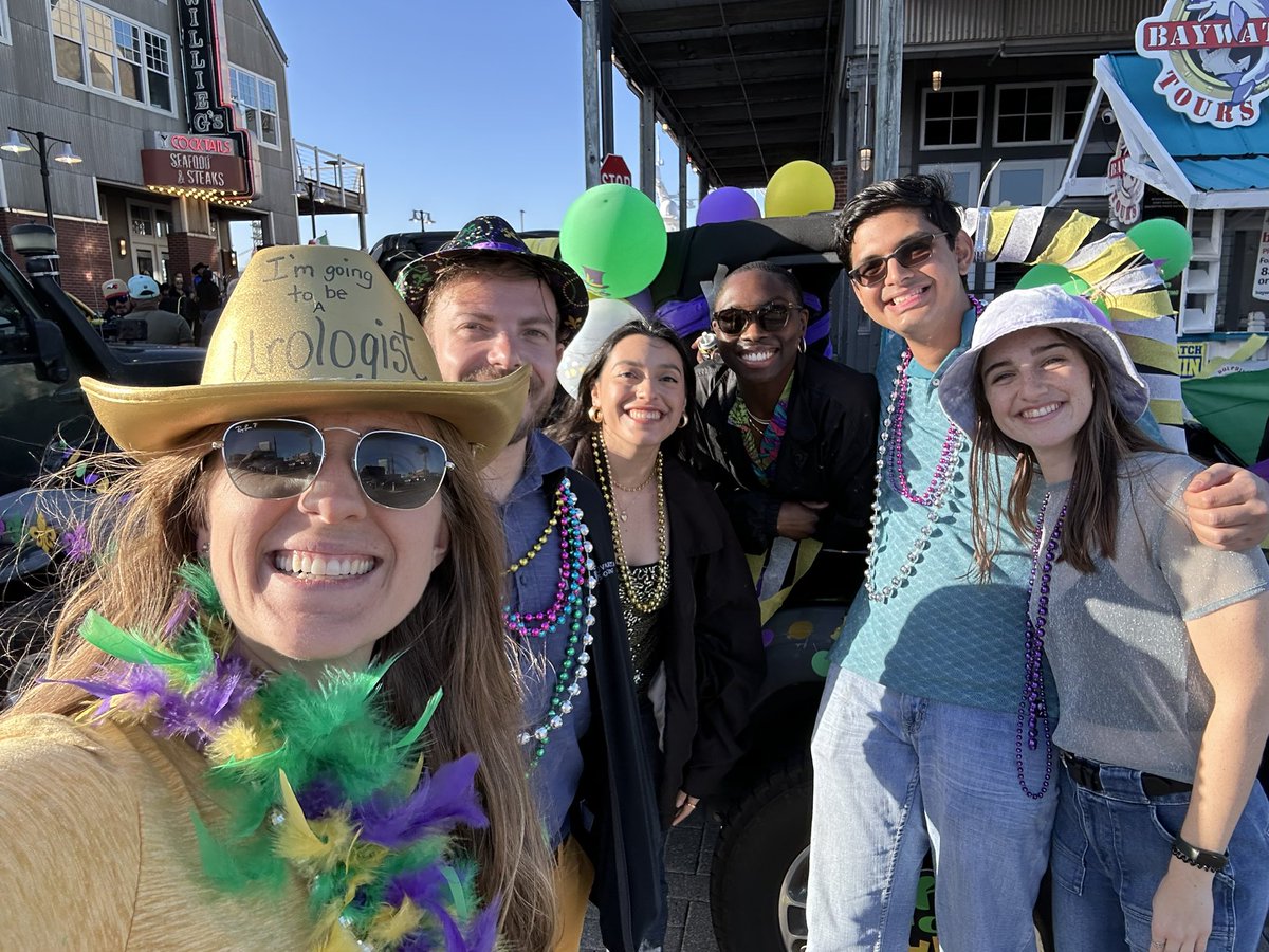 cocoannstewart's tweet photo. As I prepare my goodbyes to my beloved Galveston, I’m glad the crew and I made our debut in the Galveston Mardi Gras jeep parade (mom made the hat 🙃). https://t.co/xH3VkgUgOd