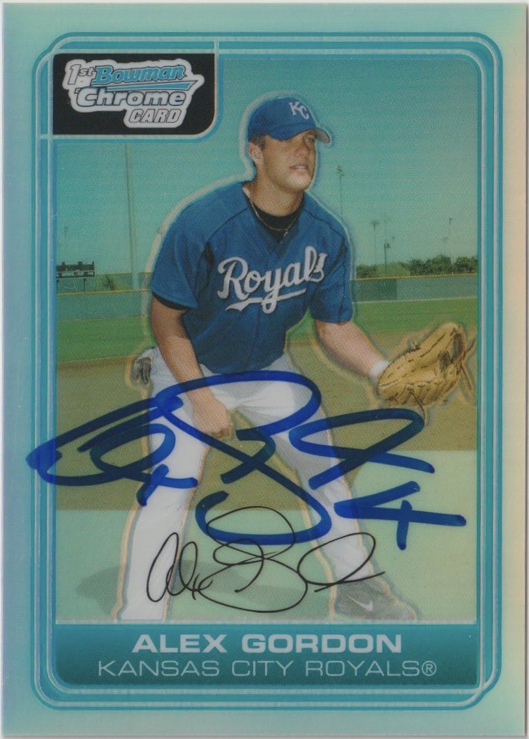 35KC_Sports's tweet image. Alex Gordon 1st bowman chrome refractor from his signing at a local card show today 🔥💦 #AlexGordon #BowmanChrome #Refractor
