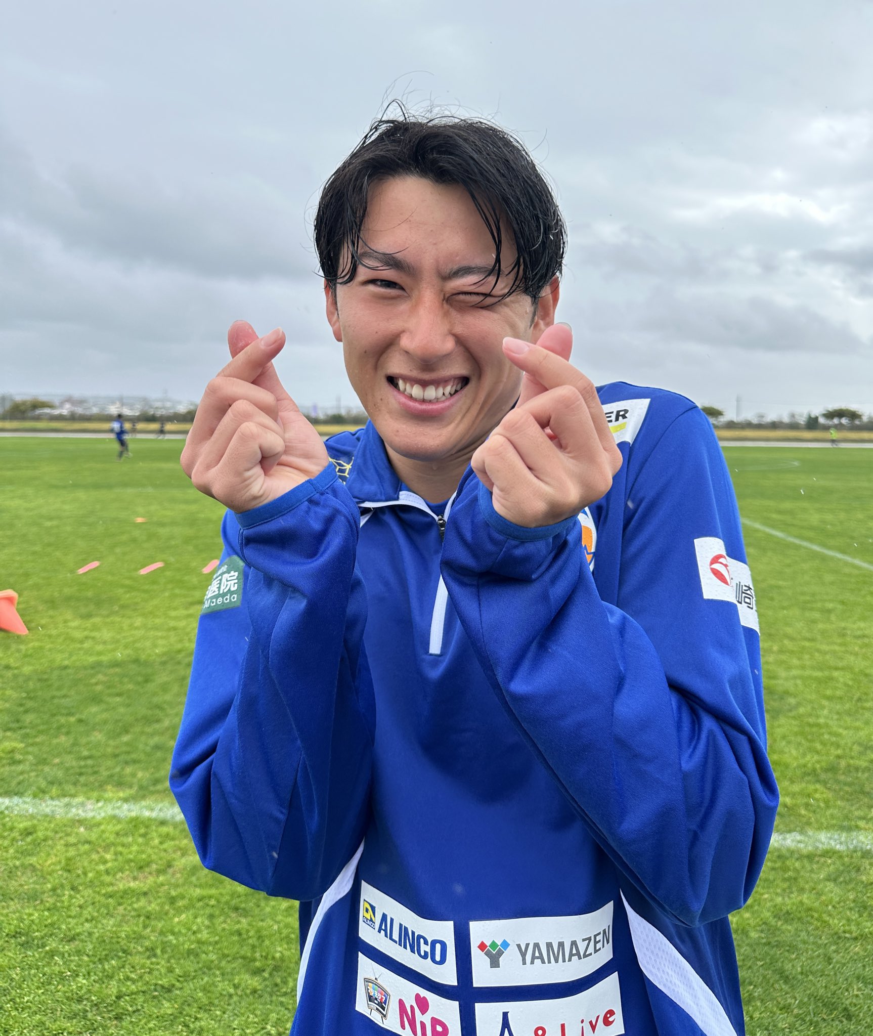 【激レア】V・ファーレン長崎 松澤海斗 オンサイトカード2025 第2段 2025-1】V・ファーレン長崎オンサイトカード 直筆サインSSR38