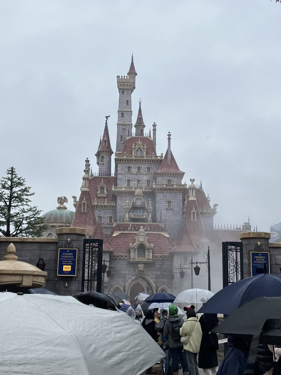 CaptainLopez420's tweet photo. 雪似合うね https://t.co/GMIj2yXfm5