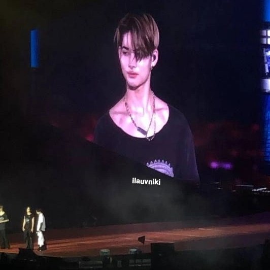 ilauvni_ki's tweet image. I will never shut up how pretty how etheral how cool how attractive ni-ki is in real life. NI-KI IS REAL 😭😭🤍