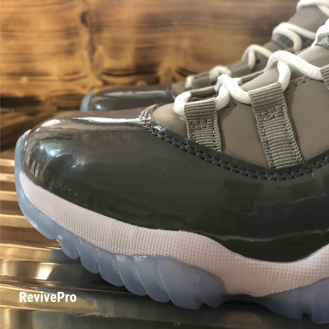 ReviveProHQ's tweet photo. One way to express love to your sneakers is by getting them sparkling clean.
Call/WhatsApp us at +256 780 967 615 for more details on how we can help you get your sneakers professionally cleaned.
#WeAreRevivePro #ReDefiningSneakerCare #ValentinesDay #LoveNSneakers https://t.co/zl8kV3d4V8