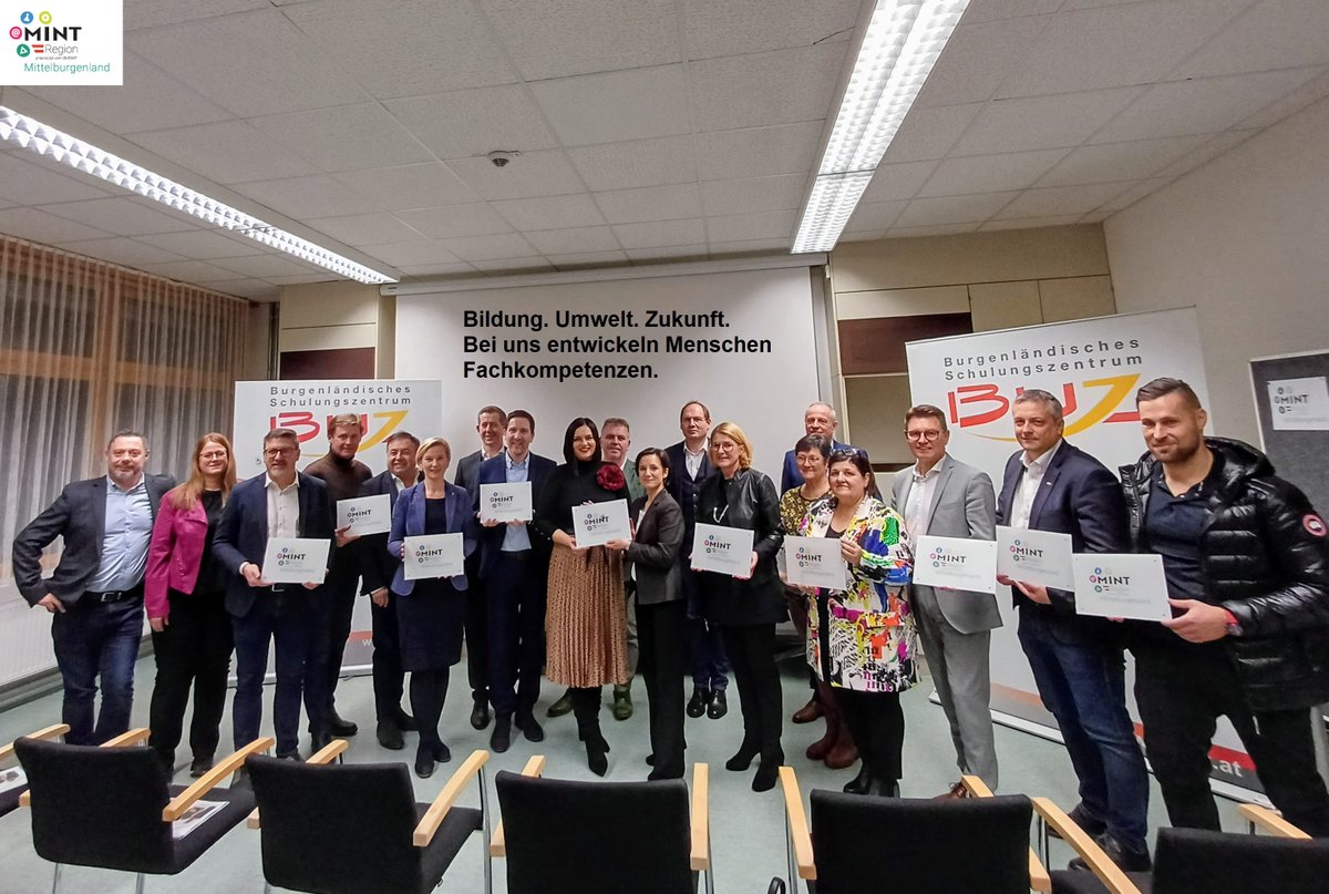 ChVlasich's tweet photo. 🚀🌐 Eilmeldung: Neuigkeiten aus dem MittelBGLD! Das Kick-Off-Event der MINT-Region war ein Erfolg und vereint ab sofort 8 Betriebe, 4 Schulen, einen Kindergarten und 6 Gemeinden unter dem Qualitätslabel #MINTRegion. 💡📚 #BUZ, #AMS, #IVbgld #TechInnovation #BildungFürDieZukunft https://t.co/MS8ucFuhek