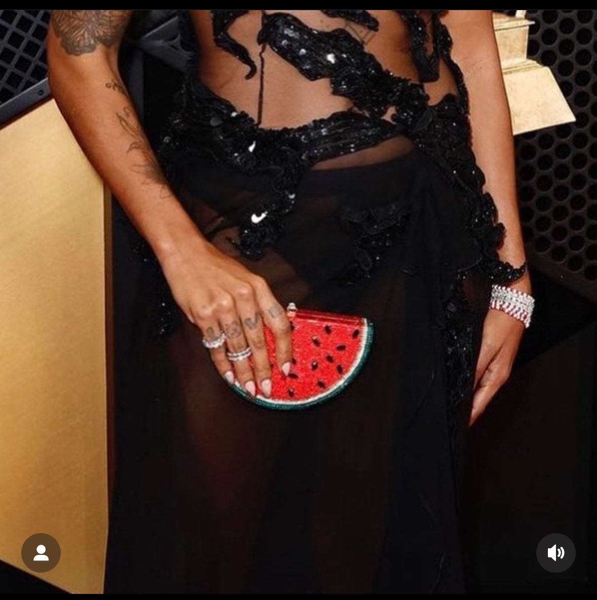 Remroum's tweet photo. 🍉The brilliantly talented @aja_monet at the #GRAMMYs https://t.co/lUepEGWfYi