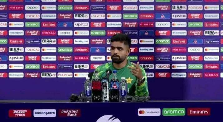 بابر اعظم:انڈیا،بنگلہ دیش اور سریلنکن سارے فینز مجھے بہت سپورٹ کرتے ہیں اور انکی سپورٹ سے مجھے حوصلہ ملتا ہے۔۔۔۔!!!🔥❤

Babar Said in Twitter/X Space

#cricket
#cricwithahmedjnr
#BabarAzam