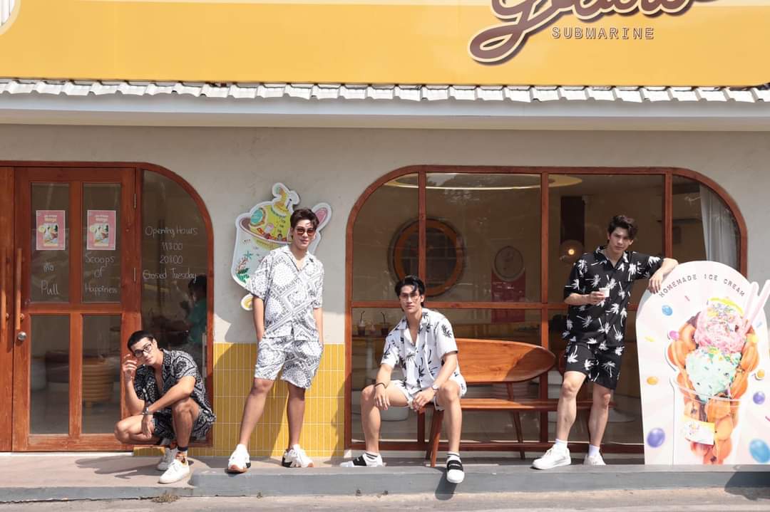 Frameon_Inter_'s tweet photo. Yellow Submarine Coffee Tank 💕

Photo Cr: tuu24_pr

#frame_ritchanon #frameritchanon #dompetch #point_namo #kooppong_232 #twinstheseries #thejenstudio https://t.co/ODfCpPaSbE