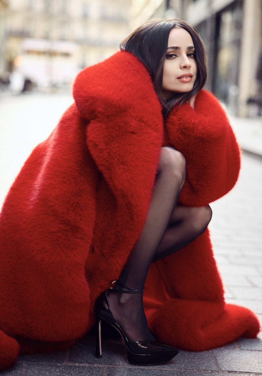 no one understands the love I have for sofia in red