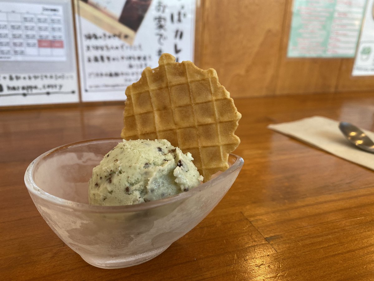 Arch_Shidendori's tweet photo. 【市電昼食】

はらっぱカレー店
北海道札幌市中央区南1条西11-327-19 下妻ビル 1F
店から徒歩2分5秒

サグチキンカレー
チョコミントアイス https://t.co/g3Z7z8WLsF