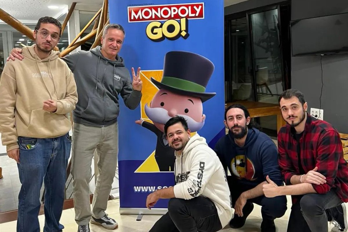 scopely's tweet photo. Last month, our #Sevilla team partnered with @globalgamejam for an epic weekend of creativity, collaboration and game development! 🤩🇪🇸

👇 See how it went 👇

#SeizeThePlay #GameDev #Sevilla #Spain #GameJam #Games #GlobalGameJam #GGJ24 #LevelUpWithGGJ https://t.co/Qo3bE7Grjg