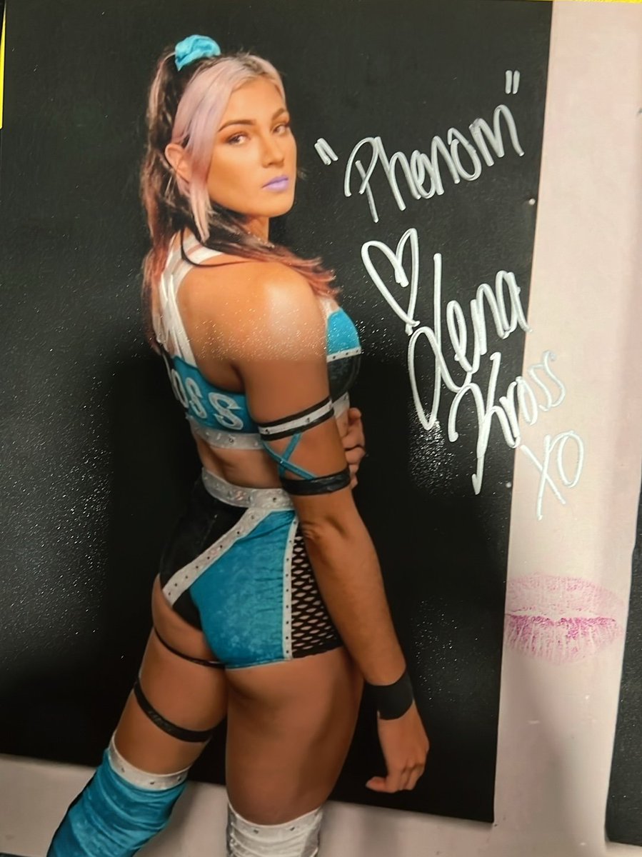 KaiEnhancements's tweet photo. Wanna thank "Go Get Em Promotions" for getting me these amazing autographs from the lovely @Heathereckless & @Lena_Kross
#KaiKanderson #HeatherReckless #LenaKross #ProWrestling #Autographs #GoGetEmPromotions https://t.co/9ESjxBcTuK