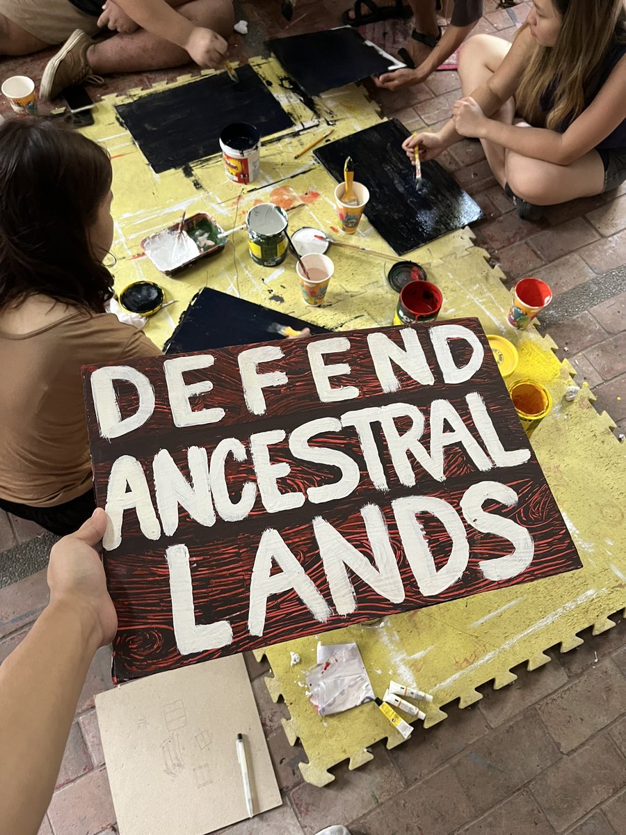 REV Team’s prod work for tomorrow’s First Day Fight 🧡

Sa unang araw ng pangalawang semestre, itaas natin ang ating mga panawagan at kampanya ✊

#UPFair2024 #PaalabinAngTinig