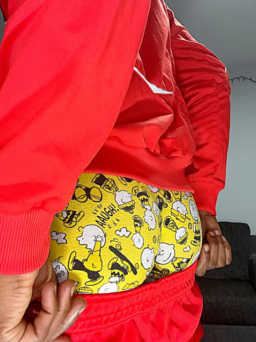 🌹😎😘🌹 https://t.co/OlNWljbAug