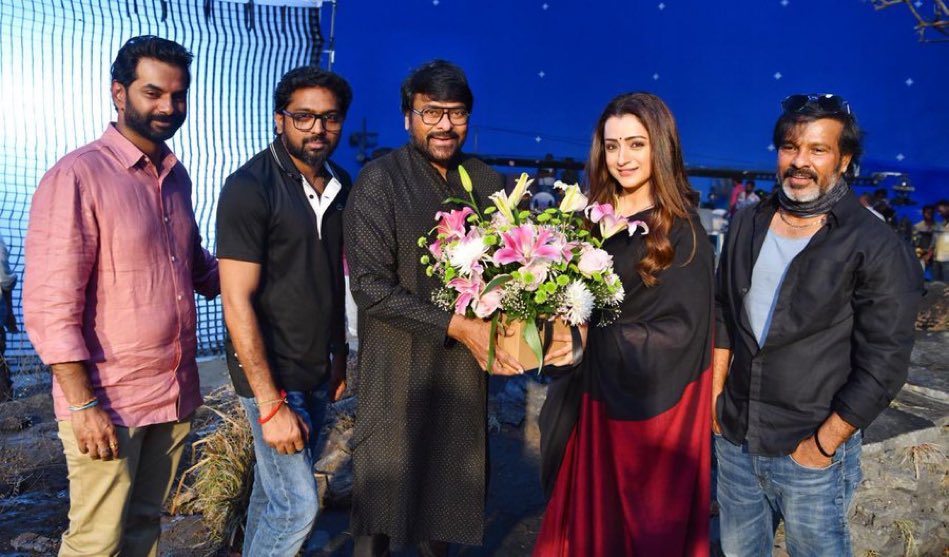 trishtrashers's tweet photo. Guess this is what homecoming feels like😇❤️🧿
When magic and nature’s wonder take centre stage👑 
#Vishwambhara https://t.co/Ca62nl2Gry