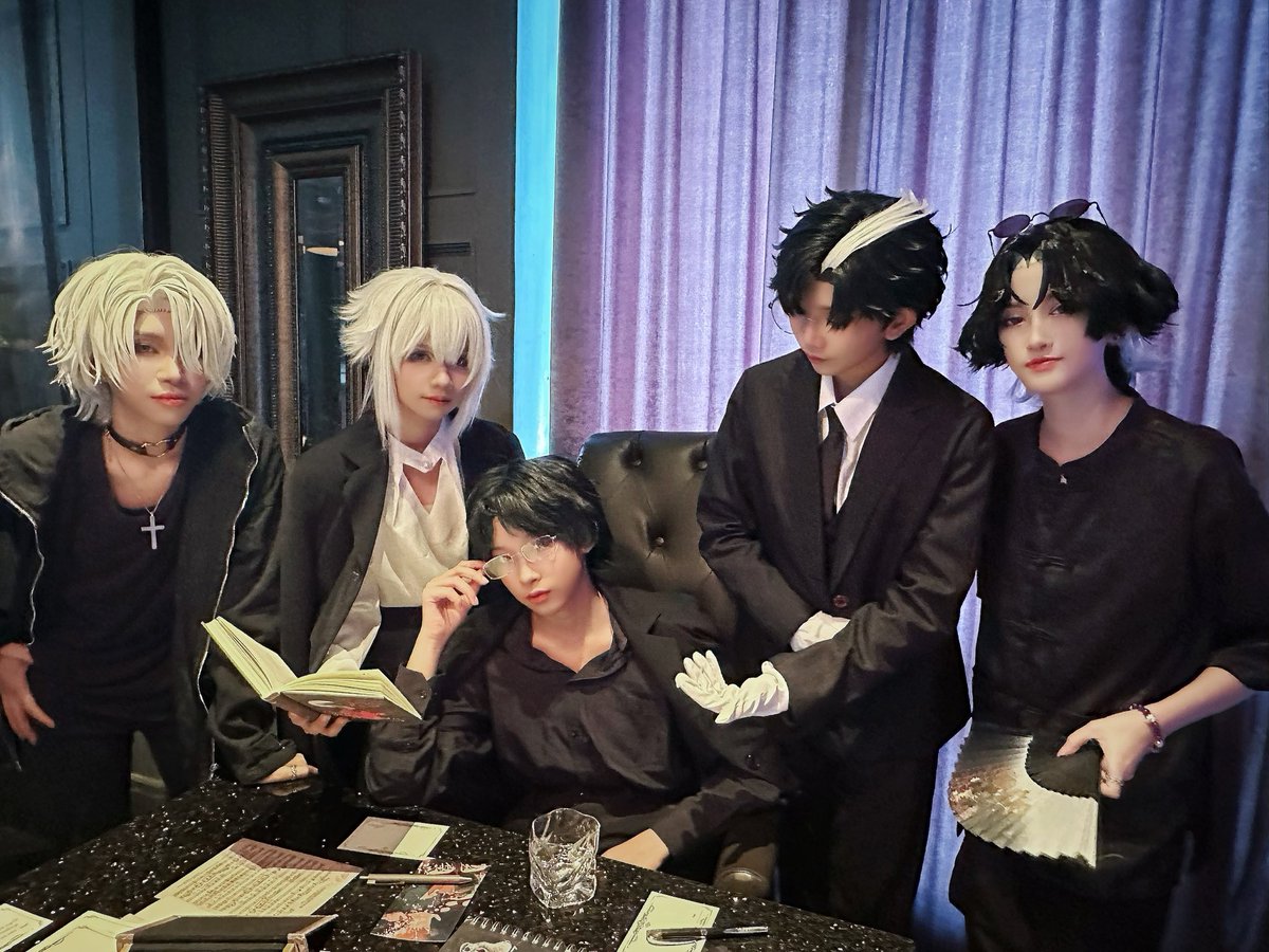 zeran_cos's tweet photo. นายท่านและตี้หนวดบุกเฟ่🦑✨!

นายท่าน:@1stimm 
มารวย: @nnutsuki_dynm 
จิน: @natsu_tora2 
ปิแอร์: @ttongacee 
ไป๋หู่: @zeran_cos 

_________________
#FEnchanted
#พ่อหมึกหล่อคนนั้น30ยังแจ๋ว https://t.co/YFLT2LLxqx