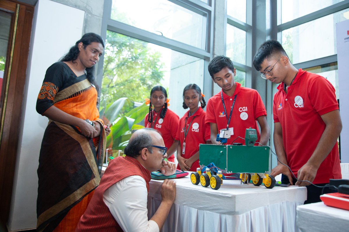 AIMtoInnovate's tweet photo. The event marked the release of groundbreaking STEM Home Cards, AIM Chatbot, and a captivating Coffee Table Book, narrating success stories, crafted by CGI.
#STEMSPARK #AIMtoInnovate https://t.co/uWfmXrQ6Eq