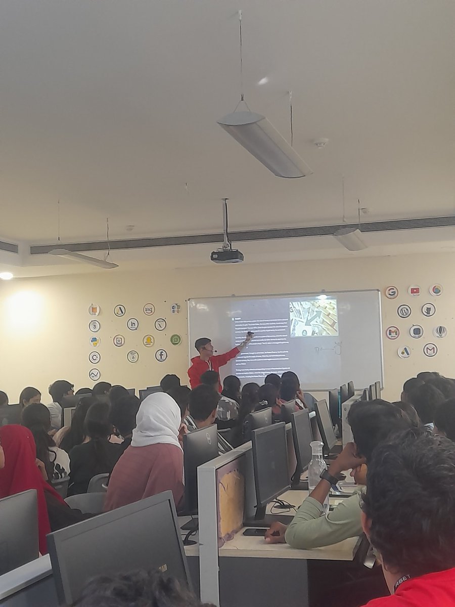 iamsachinmandal's tweet photo. At Builders Assemble with @shardeum, diving deep into the #Metaverse quest! Discovering the power of #ProofOfCommunity feels like becoming a #web3 OG! Hold on tight, this journey is legendary! #BuildersAssemble @__RahulPathak__ https://t.co/Jq1oQTv2po