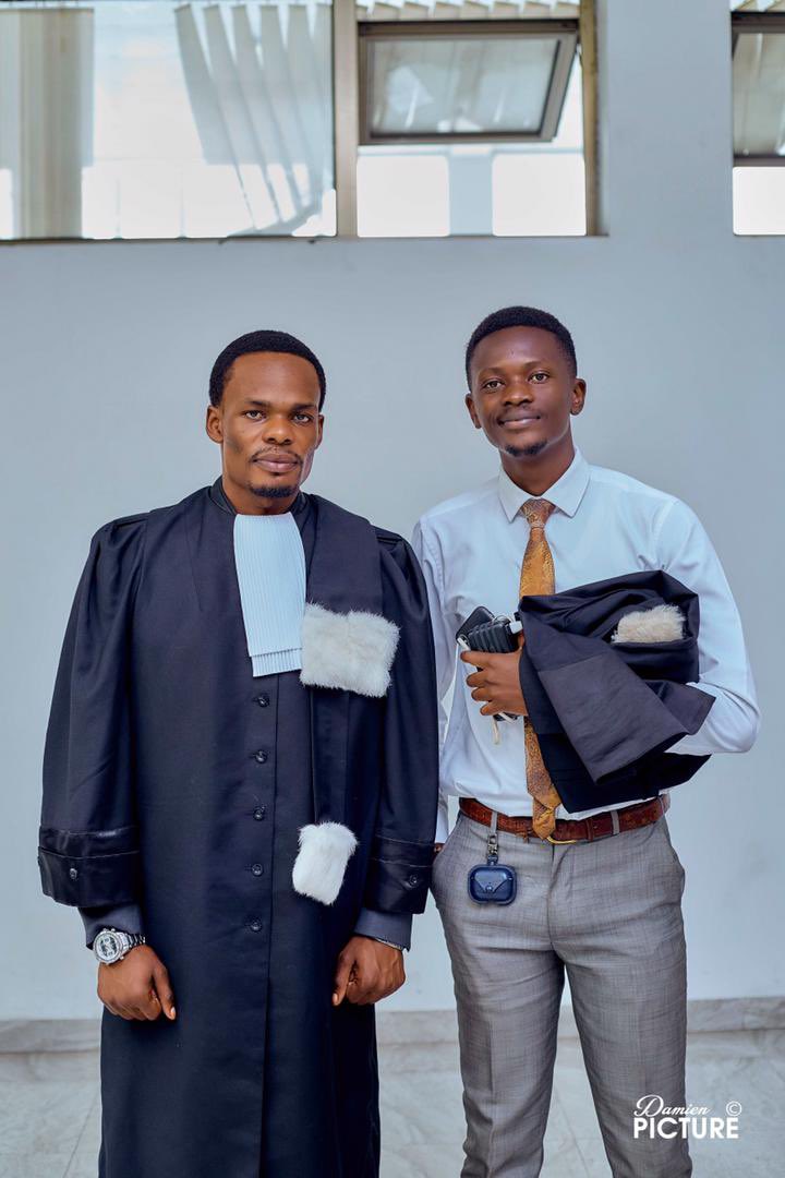 En ma qualité de juge assumé , j’ai eu l’honneur de recevoir les serments de nouveaux magistrats affectés au parquet près le  tribunal de paix de Goma.

Je leur réitère mes vœux de fructueuses carrières.⚖️💪🏾