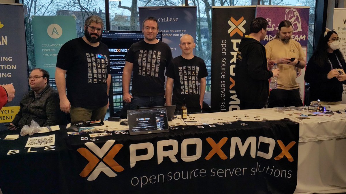 aderumier's tweet image. #fosdem Merci à tous d être passer faire un coucou au stand proxmox. On a pas arrêté  du week-end, beaucoup de feedback intéressant,     le meilleur est à venir pour 2024 :)