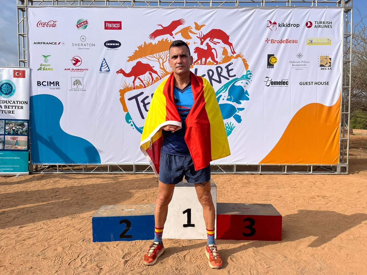 EMADmde's tweet photo. Personal del #SEADA🇪🇸 integrado en el #DestacamentoOrión del @EjercitoAire ha participado en la carrera 🏃a pie de 10km celebrada en el safari 'Terre &amp; Verre' de #Yibuti. El stte. Isidro ha obtenido el primer puesto en la categoría masculina máster 50. ¡Nulli secundus! #MOPS https://t.co/vdTfj7THRF
