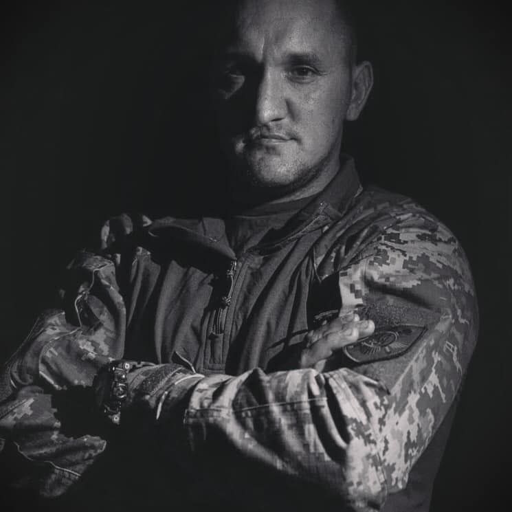 NiKiTa_32156's tweet photo. 烏克蘭大力士比賽冠軍Oleksandr Bilokon（薩沙）在前線陣亡、戰鬥10個月。 https://t.co/LCbJyioUu9