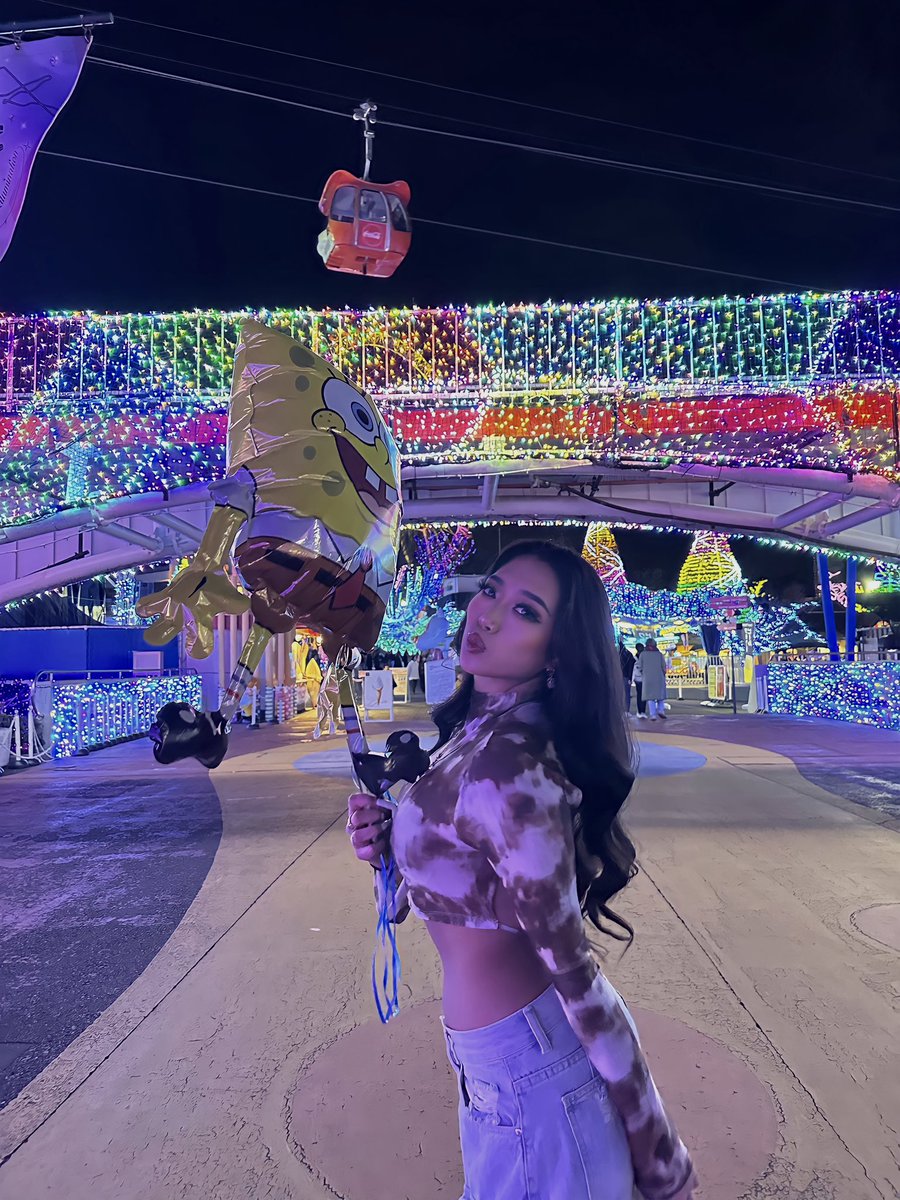 Mrk___o3's tweet photo. まじ遊園地って何歳になっても楽しいよね🎈 https://t.co/itbSSrOa7l