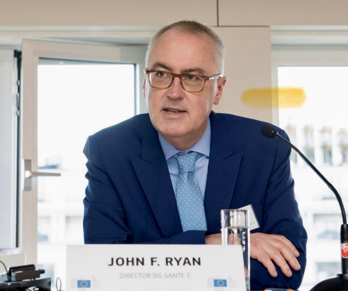 Deeply saddened by the passing of former DG SANTE Deputy Director General John Ryan. He was central to our #COVID19 response, to many of the #HealthUnion initiatives and to the development and implementation of #EUCancerPlan. His memory and his contribution will be cherished.