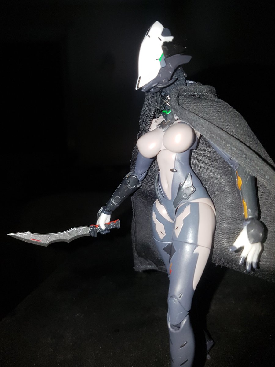 TheLocalBard's tweet image. Some late-night Assassin pics!

#SnailShellStudio #Assassin #SnailShellAssassin #Knife #ToyPhotography @wozhike