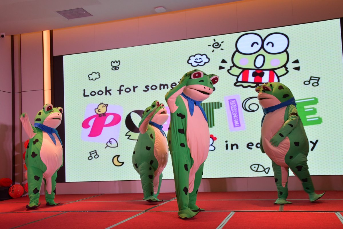 Revoauto_Store's tweet photo. Our annual party was a total success last week.🎉

REVO team happily came together to sing, dance, and participate in an exciting raffle. 

A heartfelt thanks to all who attended - your presence made it an extraordinary celebration!✨

#REVO #PassionMakesPower #CNY2024 https://t.co/hxIJUULsaE
