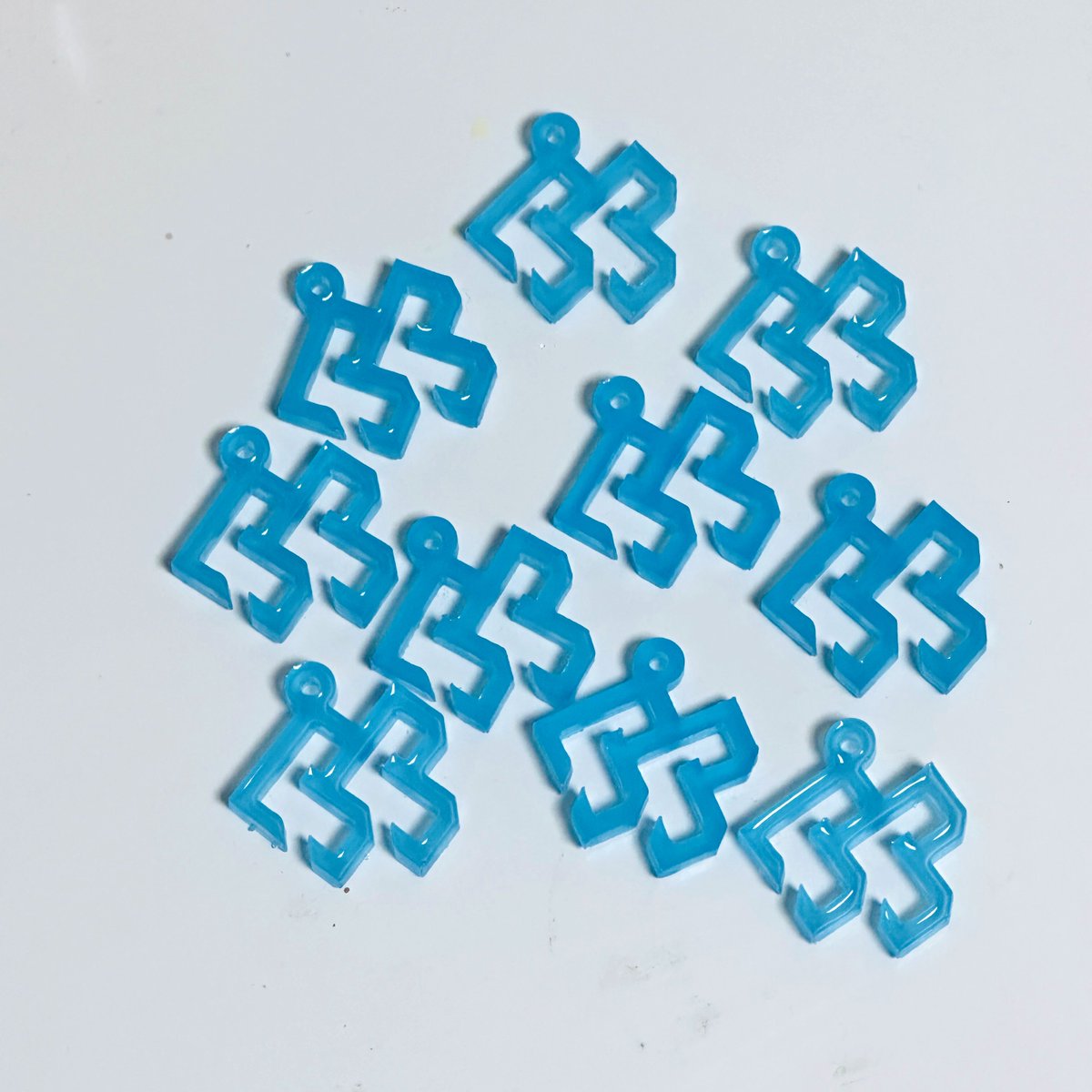 줄줄이 컴백에 단체에 축하할일이 많아
알티만 하고 가세요~

당첨자 : 10명 
추첨일 : 2월 12일 
배송비 부담자만 참여가능해요🩵