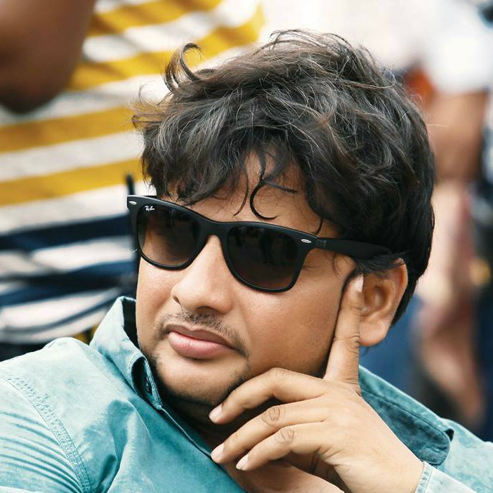 Boxoffice_Boom's tweet image. Exclusive Buzz  :

#ChiyaanVikram next movie confirmed with tollywood director. 

#Chiyaan - #SurenderReddy combo

Director previous works - #RaceGurram , #Dhruva, #Agent.

Shoot starts after completion of #Thangalaan. 

#Chiyaan63 #DhruvaNatchathiram