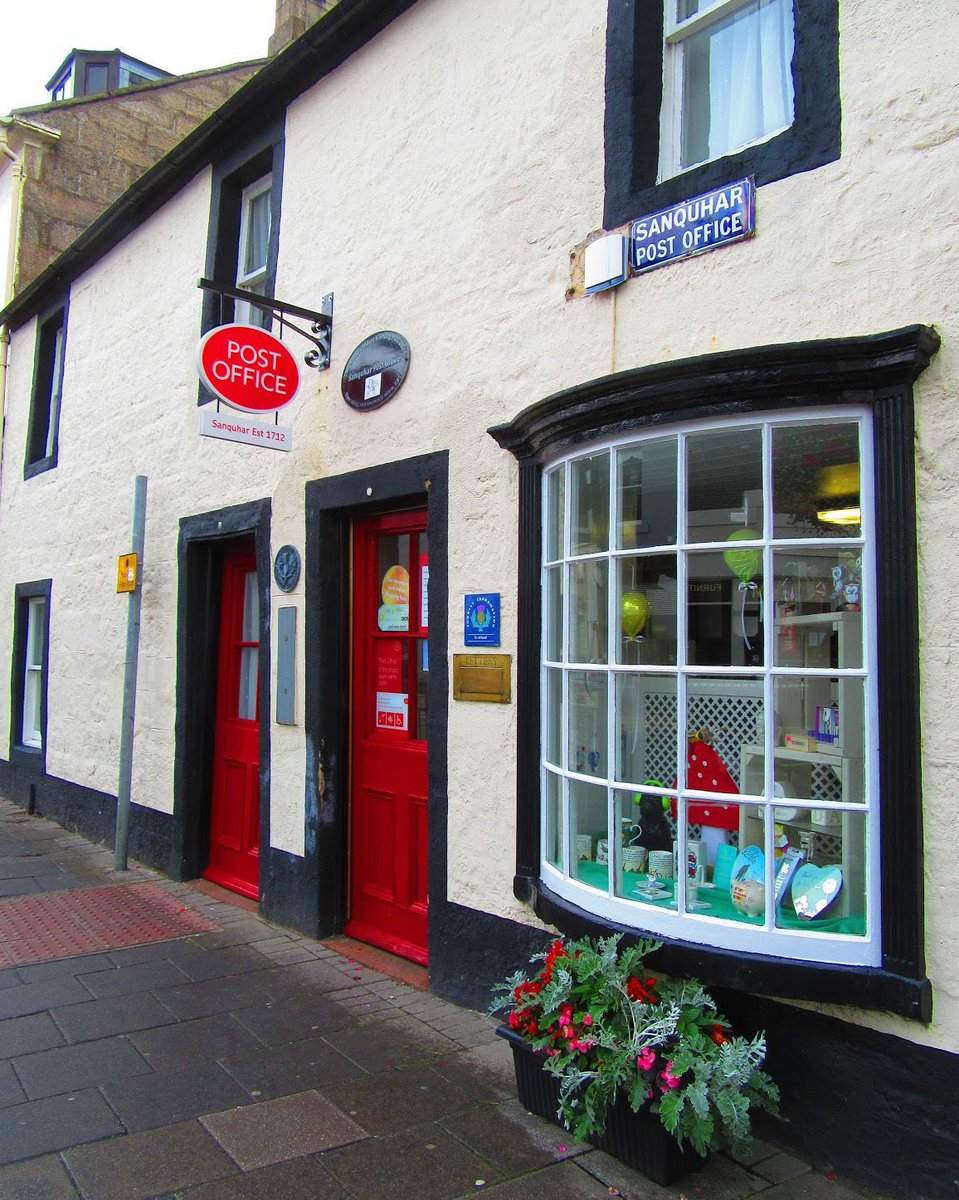 On This Day in 1712: the world's oldest post office opened in Sanquhar, Dumfries and Galloway. It's been in continuous service for over 300 years. It started out as a staging post for horse-drawn mail carriages.