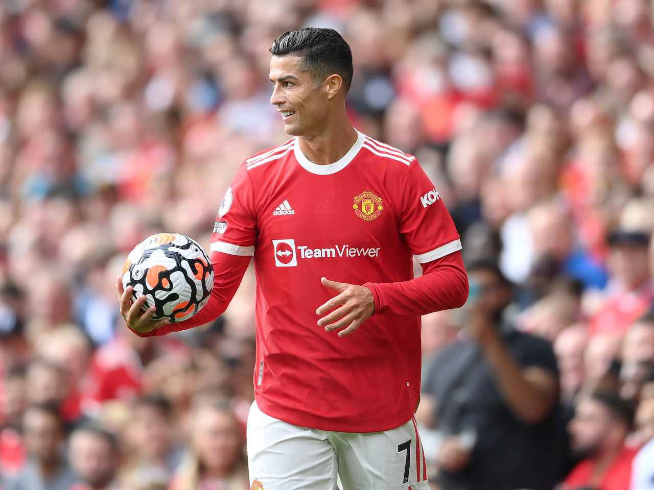 centredevils. on X: "Happy 39th Birthday to Manchester United and football  legend Cristiano Ronaldo 🥳🐐 https://t.co/PdnL2BRola" / X