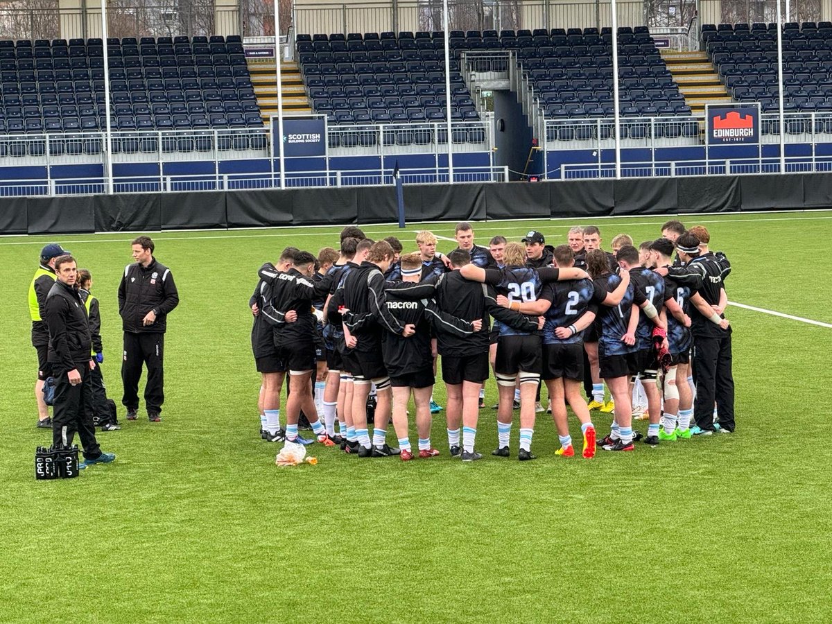 rgcsport's tweet photo. Congratulations to Joe R (S6) who captained Glasgow Warriors U18 to a 36-21 victory against Edinburgh yesterday at the Hive Stadium. Joe also captained the side and scored a try. 👏🏻🏉🔵🟡

@robertgordons @robin_macp @cak13 https://t.co/BCgjIjAjao