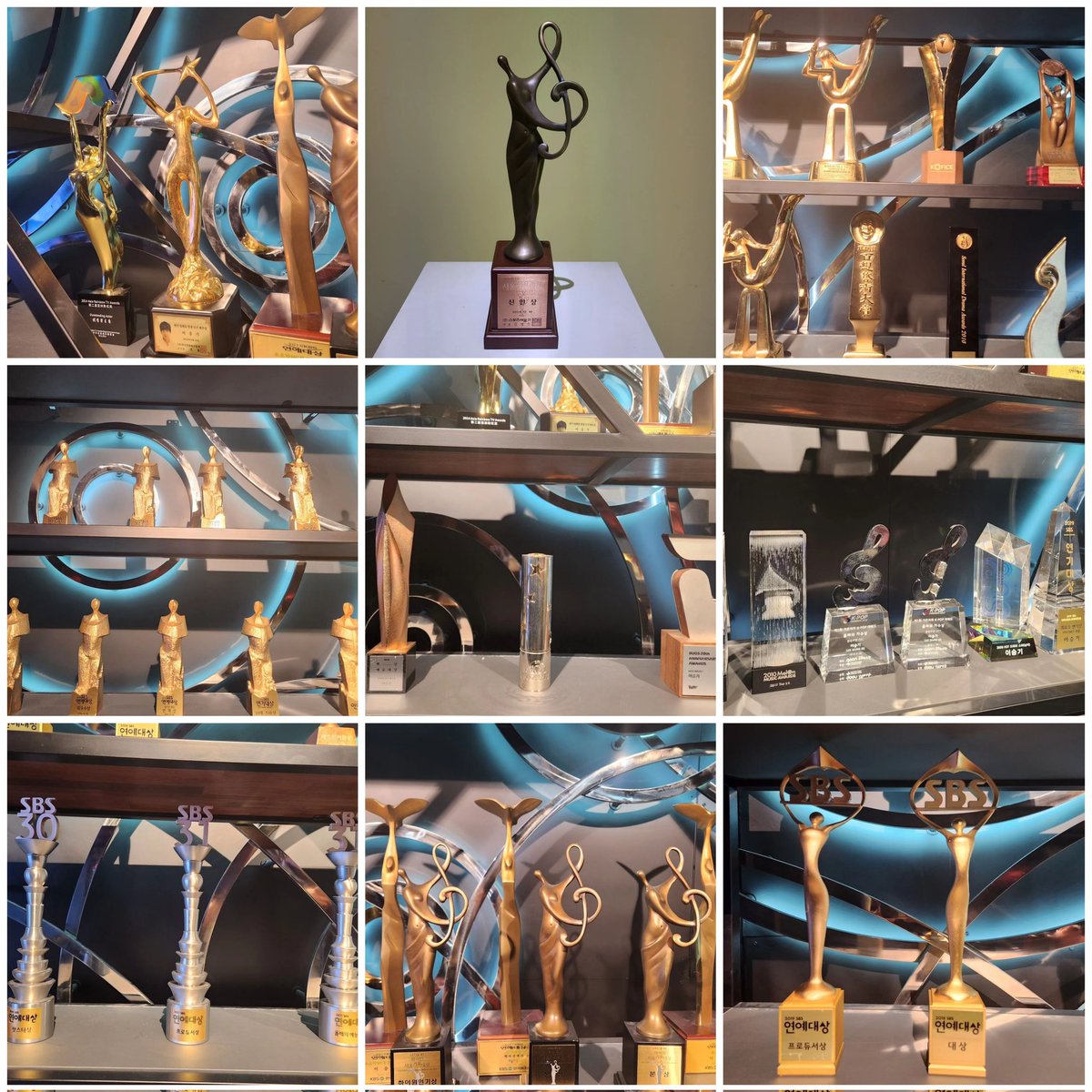 indriagustiany's tweet photo. The awards 🤩😍🤩😍
#LeeSeungGi #이승기
#LEEMIND
https://t.co/KSxV1rE45i
https://t.co/KxvqQOYWvD https://t.co/FrSaatoe32
