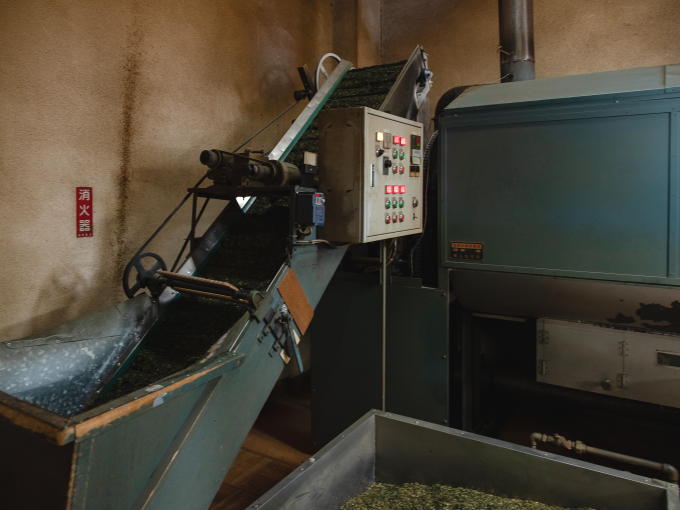 hibiki_an's tweet photo. Important Factors for Houjicha - This Month's Tea
Houjicha flavor depends on two...
https://t.co/x2hMIeoFi8
#hibikian #hibiki_an #tea #uji #kyoto #matcha #tencha #gyokuro #sencha #shincha #greentea #japanesegreentea #japanesetea #zen #cha #sado #houjicha #houjichakarigane https://t.co/jyJXGZ0ZKP