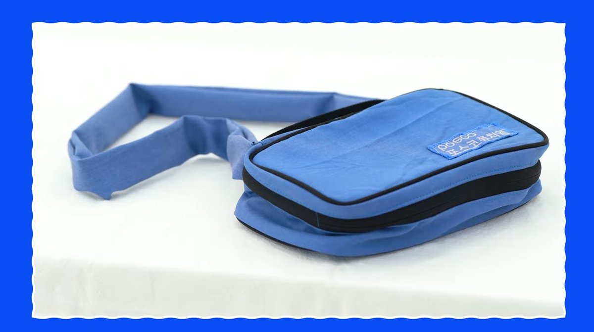 현장의 안전을 책임지는 근무복이 사람의 생명을 구하는 제세동기 파우치로 탄생!🎁

포스코 퓨처엠의 폐근무복을 심장제세동기 파우치로 만들었답니다!👏

이 파우치 제작은 사회적 기업인 터치포굿이 담당하였으며 그리고 제작된 응급처치함과 제세동기 파우치는 기부될 예정이랍니다~~

#터치포굿