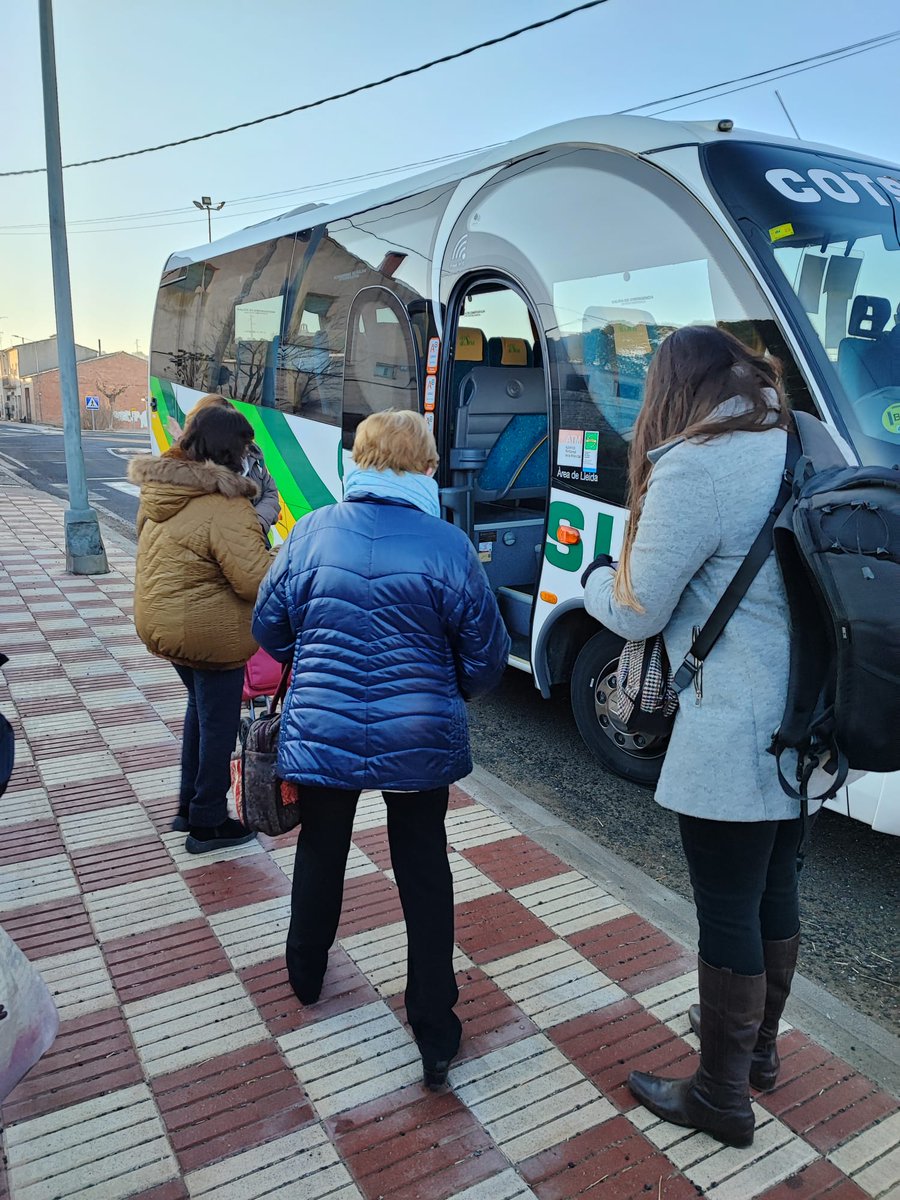 🚍 Sabies que el Transport a la Demanda és l’opció més sostenible i eficient a les zones menys poblades?

🔗 T’expliquem un cas d’èxit: fecav.es/ca/el-transpor…

#FECAV #TAD #viatgemjunts #viajamosjuntos
