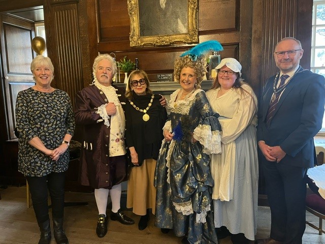 Chairman Cllr Susan Phillips and her consort Cllr Andrew Stephens joined trustees and volunteers at Llanelly House today as it re-opened to the public.  <a href="/4ndrewStephens/">Andrew Stephens</a> <a href="/LlanellyHouse/">Llanelly House</a>