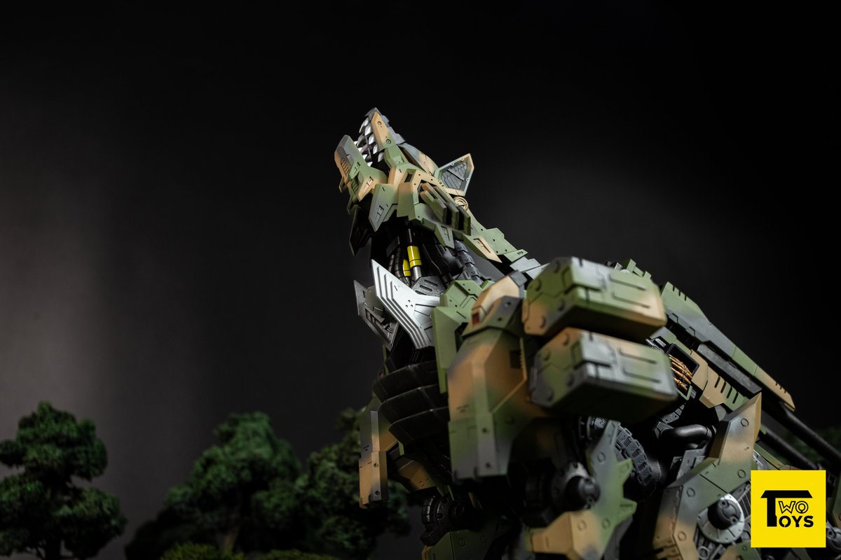 TwoToysStore's tweet image. Zoids HMM 1/72 Konig Wolf
Commission Work
Series : Delta Force
Code Name : Cyrus
Producer : Twotoys
Painted : Long Le
Photographer : Ki
Editor : Ki
#zoids
#zoidsfuzors
#zoidshmm
#zoidstomy
#zoidscustoms
#zoidskotobukiya
#ゾイド