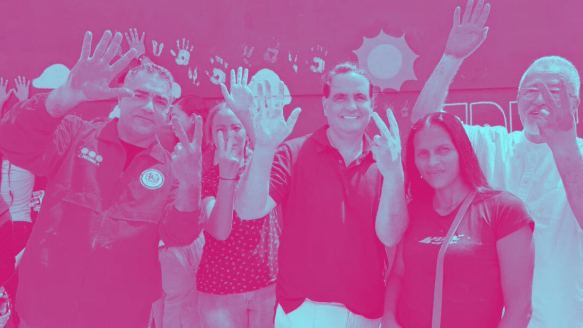 rasta_celestial's tweet photo. 📢#RastaInforma|| En Ciudad Caribia, Alex Saab expresó su agradecimiento por el constante apoyo que le han brindado.
▶️ https://t.co/prsiU3FBpM
#ElEquipoGana https://t.co/QpbkejEkEH
