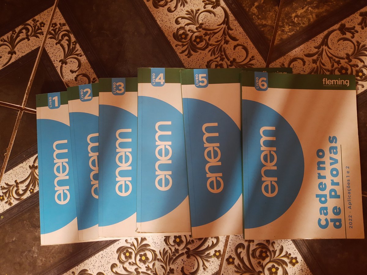 estudosdabella's tweet image. Oii gente
🚨ALERTA DE DOAÇÃO 🚨 

Esses livros são do ano passado, caso alguém for de BSB e conseguir buscar porque é muita muita coisa (são no total 25 livros acho), se alguém tiver precisando me avisaaa