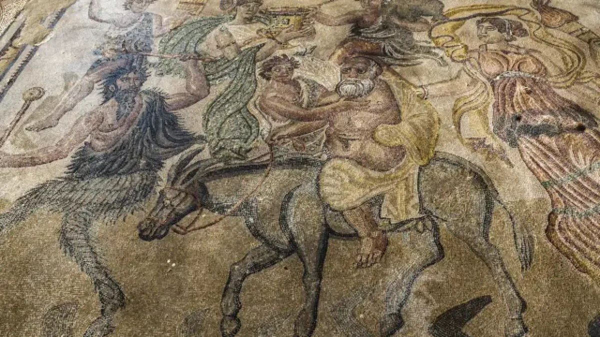 Uno de los mosaicos romanos mejor conservados del mundo está en un pueblo de España de menos de 20 habitantes buff.ly/3O8yFuv